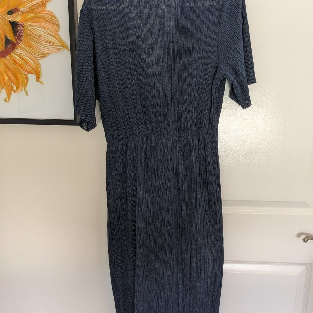 All in Favor navy dress - size M - NWT - Picture 4 of 6